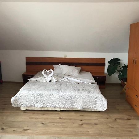 Guest House Liliya ソゾポル エクステリア 写真