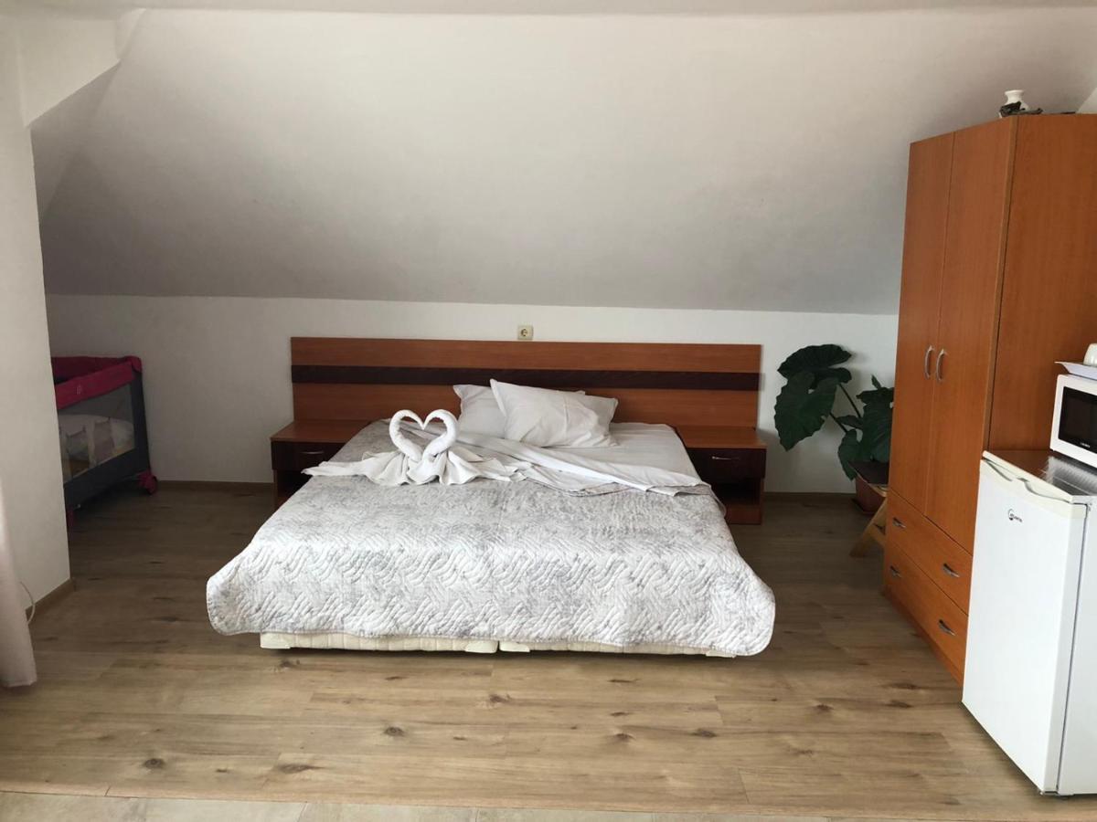 Guest House Liliya ソゾポル エクステリア 写真
