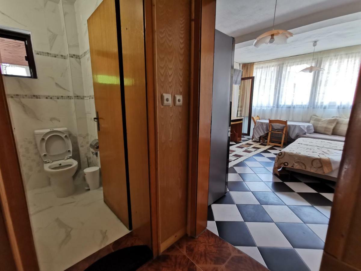 Guest House Liliya ソゾポル エクステリア 写真